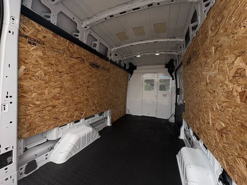 Used 2025 Ford Transit 250 148 High Roof AWD image 20