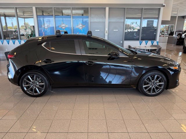 Used 2023 MAZDA MAZDA3 s FWD image 2