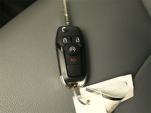 New 2026 Ford F450 XL w/ XL Chrome Package image 18