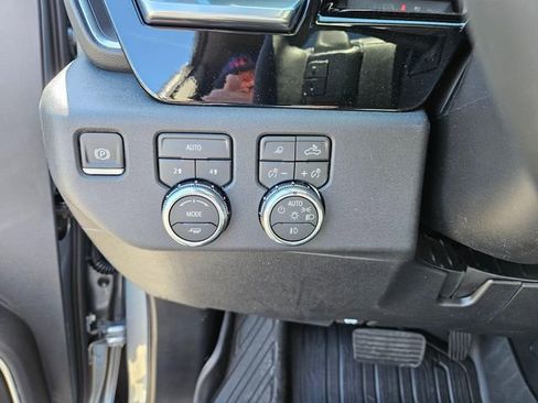 New 2026 GMC Sierra 1500 Elevation w/ Elevation Premium Package AWD/4WD image 24