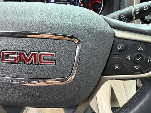 Used 2021 GMC Acadia Denali w/ Denali Ultimate Package image 20