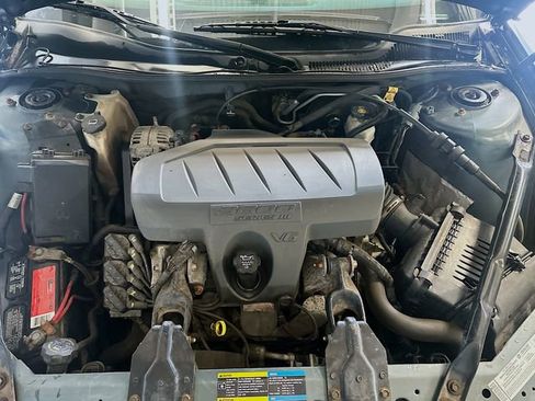 Used 2006 Pontiac Grand Prix FWD image 28