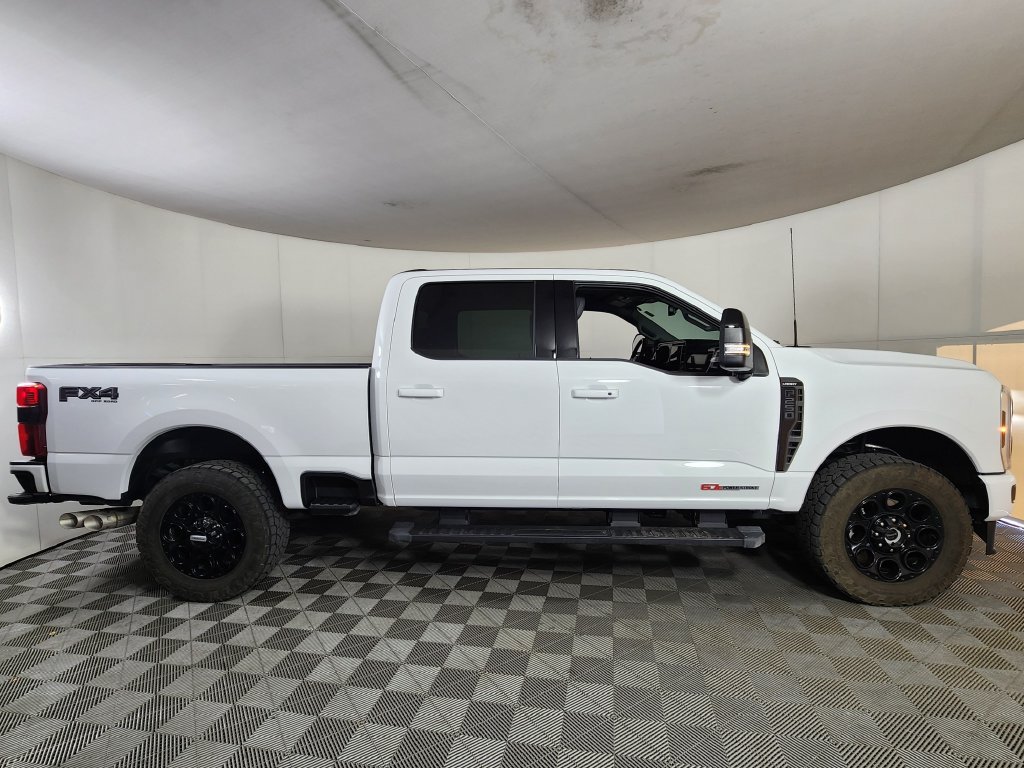 Used 2026 Ford F250 Lariat w/ Black Appearance Package AWD/4WD image 8