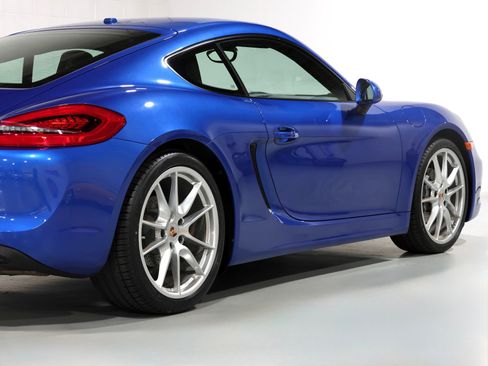Used 2014 Porsche Cayman RWD image 64