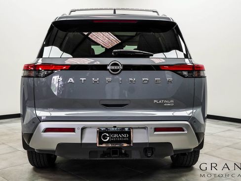 Used 2025 Nissan Pathfinder Platinum AWD/4WD image 8