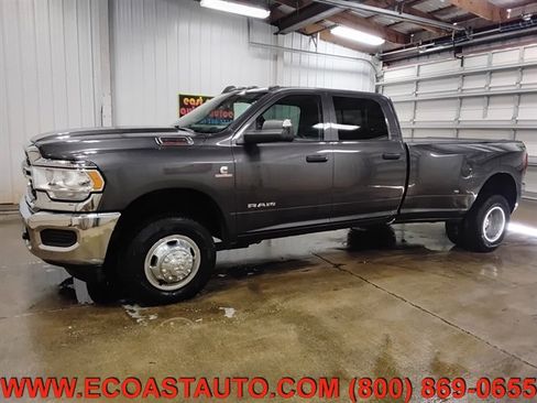 Used 2020 RAM 3500 Tradesman image 2