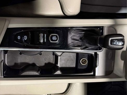 Used 2019 Volvo XC60 T5 Inscription w/ Protection Package Premier image 29