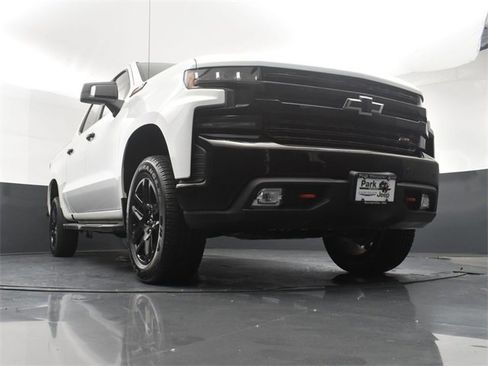 Used 2022 Chevrolet Silverado 1500 LT Trail Boss image 19