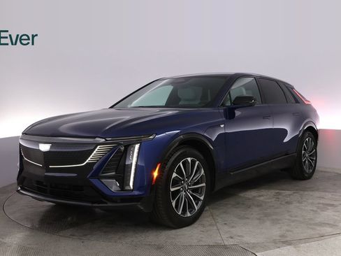 Used 2024 Cadillac Lyriq Sport w/ LPO, Floor Liner Package RWD image 2
