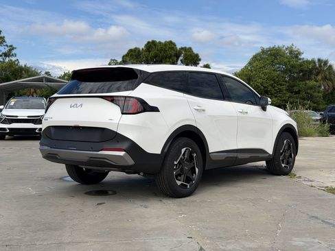 Certified 2026 Kia Sportage S AWD/4WD image 4