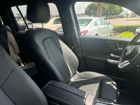 Used 2024 Mercedes-Benz GLB 250 image 10