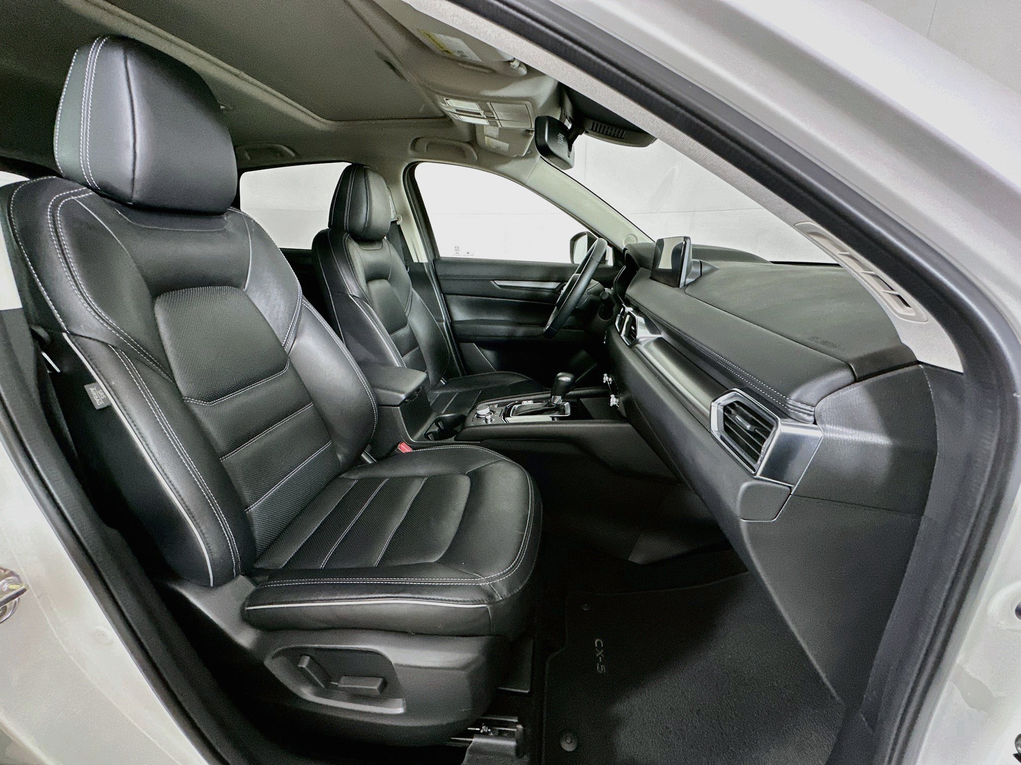 Used 2025 MAZDA CX-5 AWD 2.5 S w/ Preferred Package image 32