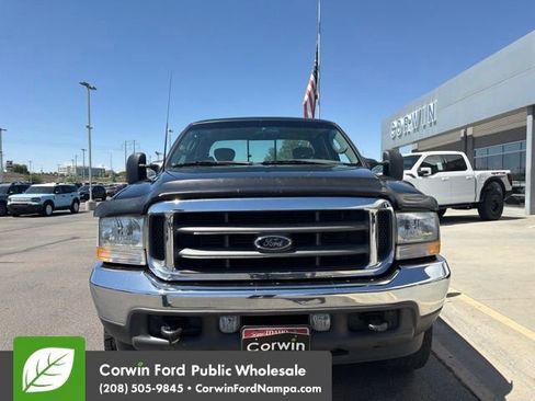 Used 2003 Ford F250 XLT AWD/4WD image 3