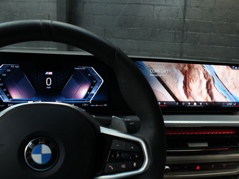 Used 2025 BMW 430i xDrive Convertible w/ M Sport Package image 76