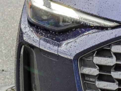 Used 2025 Audi Q5 Premium w/ Convenience Package image 28