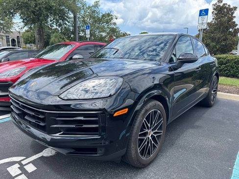 Certified 2026 Porsche Cayenne Coupe AWD/4WD image 1
