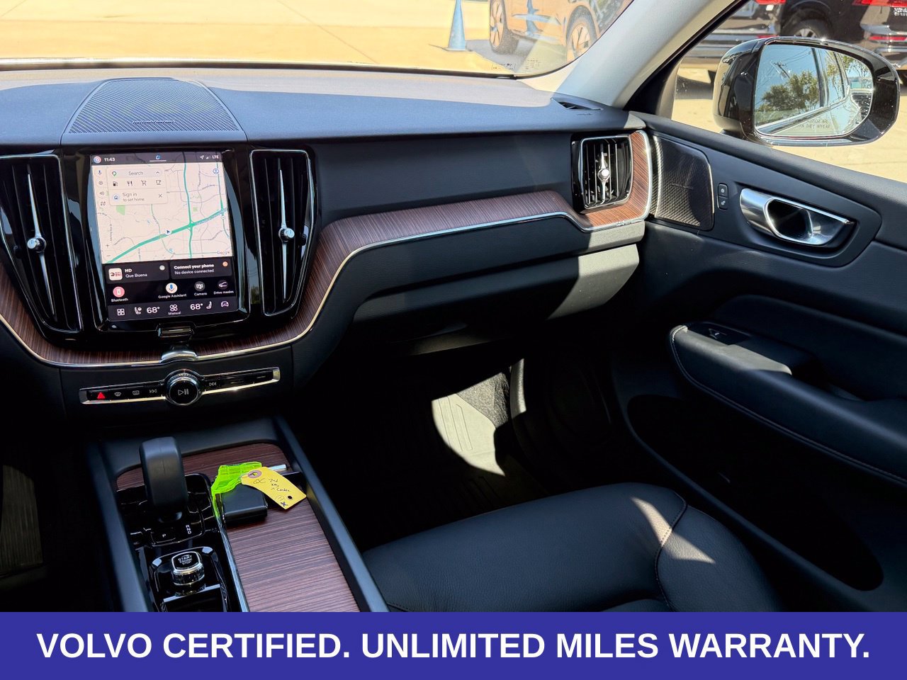 Certified 2024 Volvo XC60 B5 Plus w/ Protection Package Premier AWD/4WD image 18