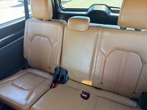 Used 2024 Ford Expedition Max Platinum image 33