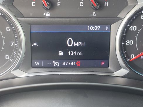 Used 2022 Chevrolet Equinox Premier AWD/4WD image 35