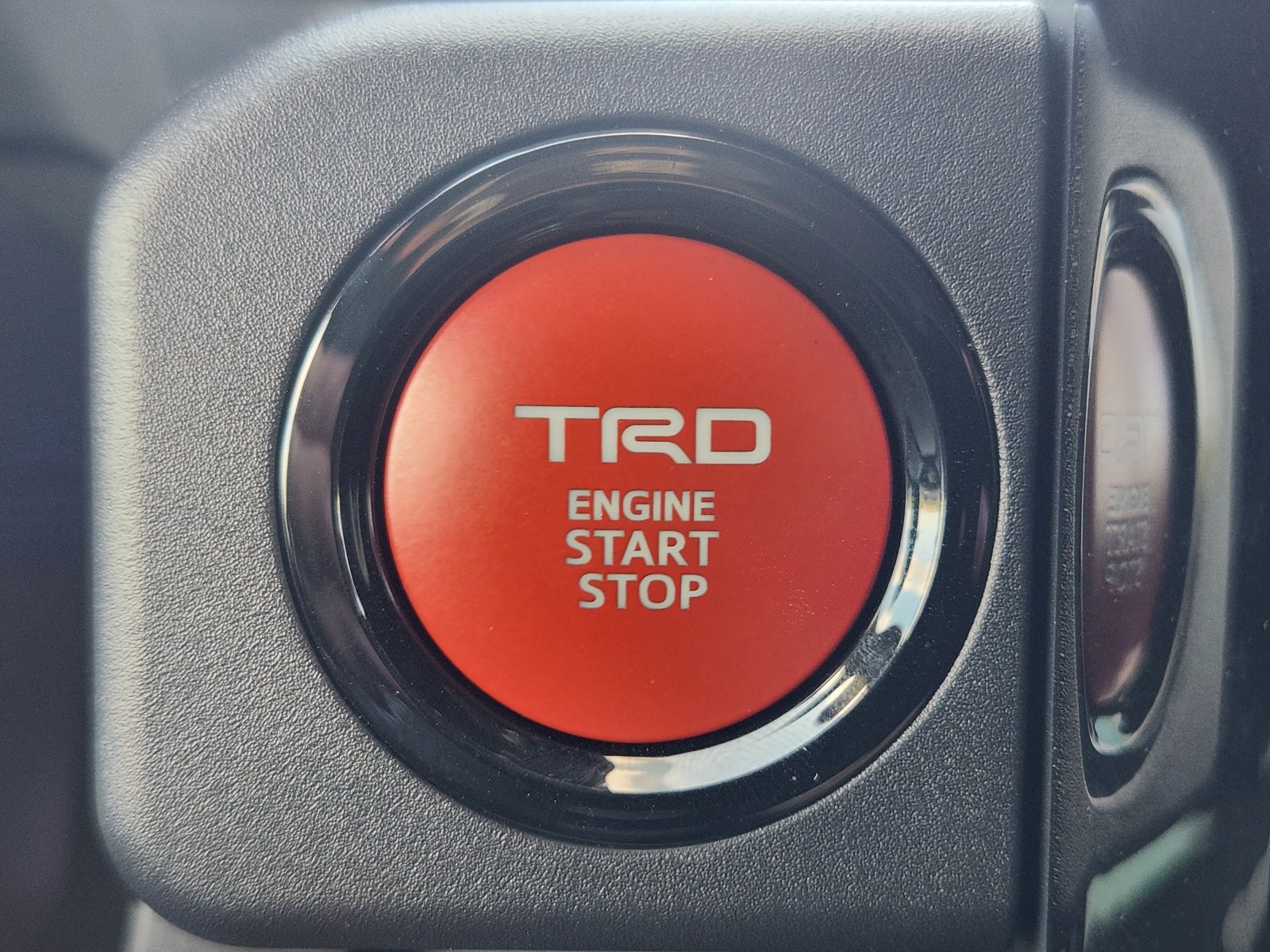 Used 2026 Toyota 4Runner TRD Off-Road Premium AWD/4WD image 25