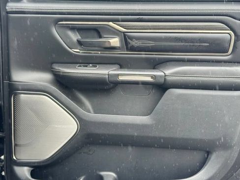 Used 2020 RAM 1500 Limited w/ Black Appearance Package AWD/4WD image 31