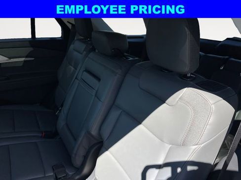New 2026 Ford Explorer Active AWD/4WD image 13