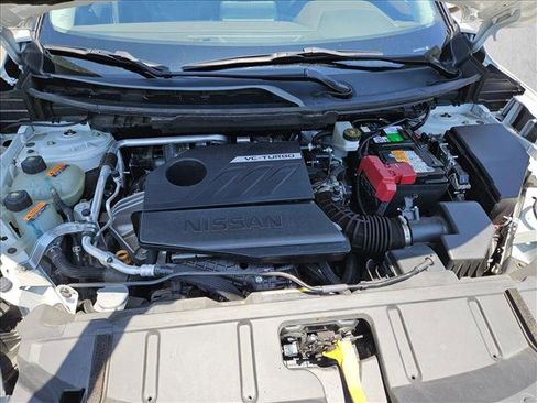Used 2022 Nissan Rogue SV FWD image 22
