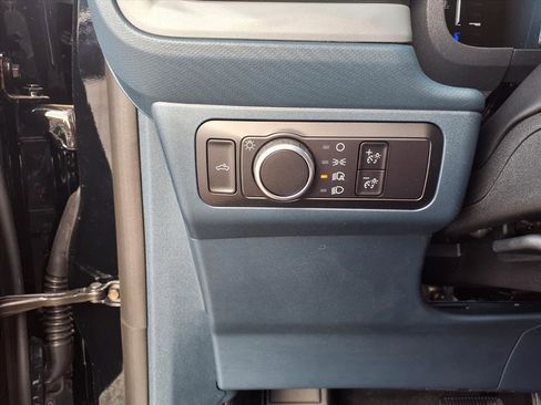 New 2025 Ford Maverick XL w/ Equipment Group 102A image 16