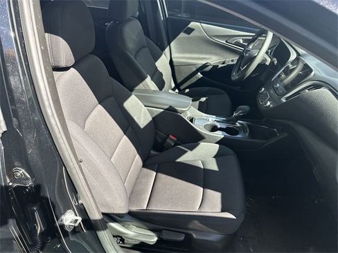 Used 2024 Chevrolet Malibu LT image 28