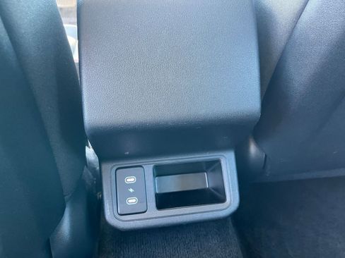 Used 2025 Kia K4 LXS image 23