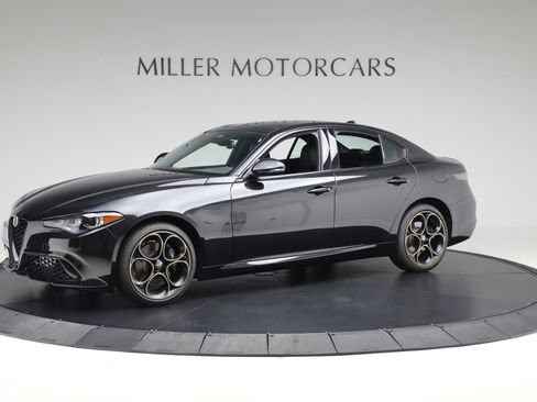 New 2025 Alfa Romeo Giulia Intensa w/ Driving Assist Package image 2