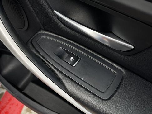 Used 2017 BMW 320i xDrive Sedan image 20