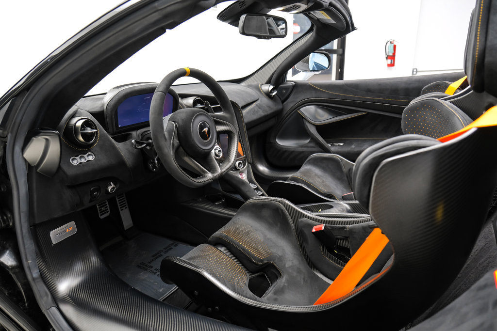 Used 2022 McLaren 765LT RWD image 5