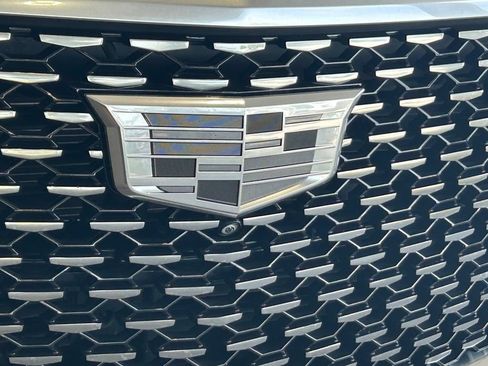 Used 2022 Cadillac Escalade Premium Luxury w/ Performance Package RWD image 20