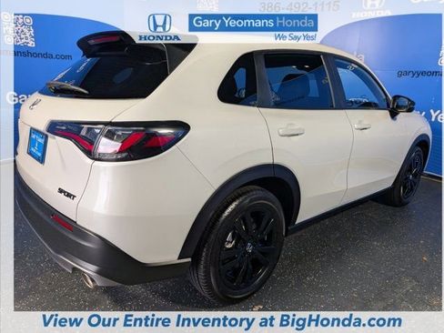 Certified 2026 Honda HR-V Sport image 7