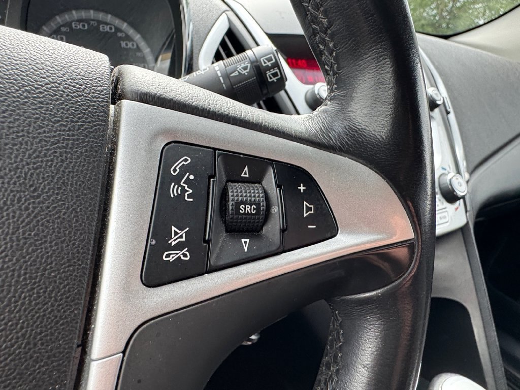 Used 2011 GMC Terrain SLT AWD/4WD image 14