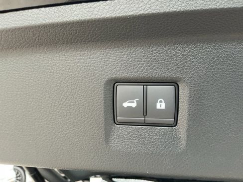 New 2026 INFINITI QX60 Luxe image 32