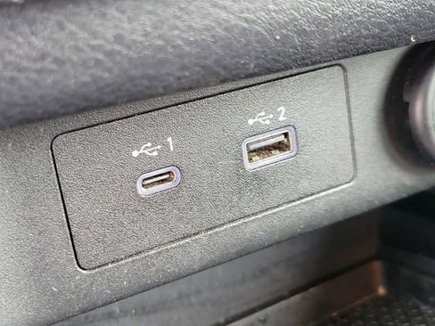 Used 2021 Nissan Rogue SV image 28