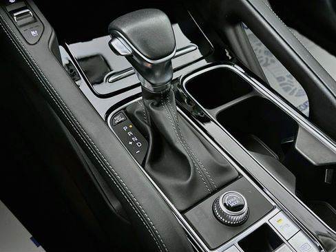 Used 2025 Kia Telluride SX FWD image 17