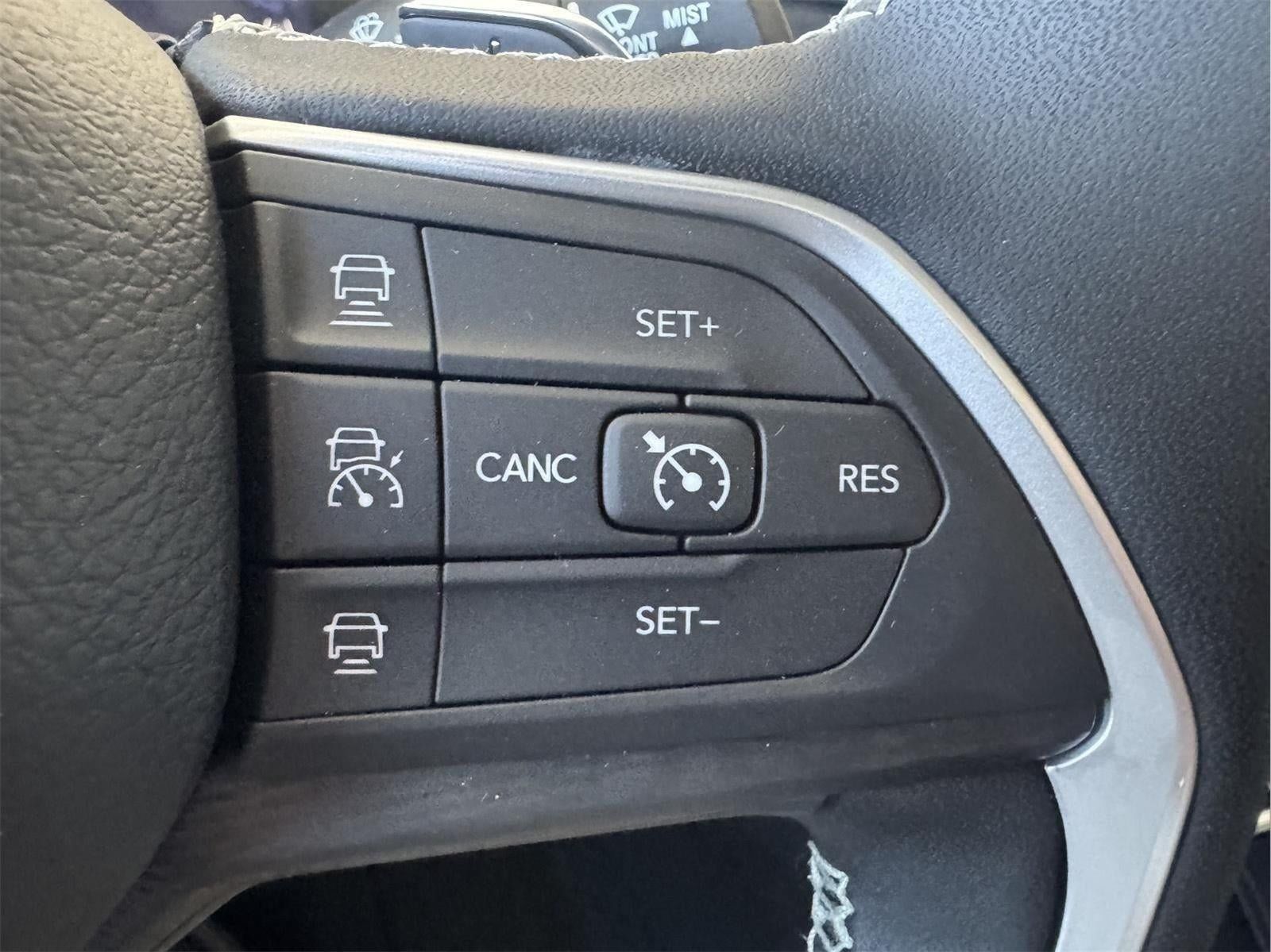 New 2026 Jeep Grand Cherokee Laredo X AWD/4WD image 16