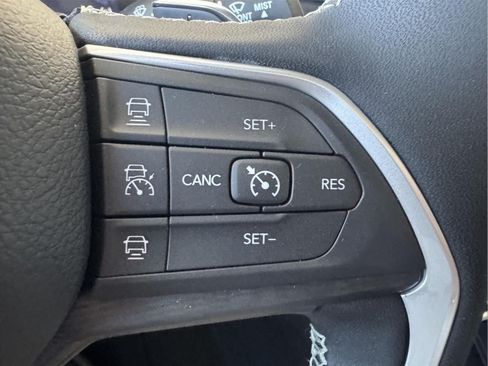New 2026 Jeep Grand Cherokee Laredo X AWD/4WD image 16