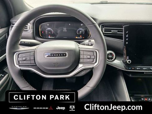 Used 2022 Jeep Wagoneer Series I w/ Convenience Group I AWD/4WD image 20