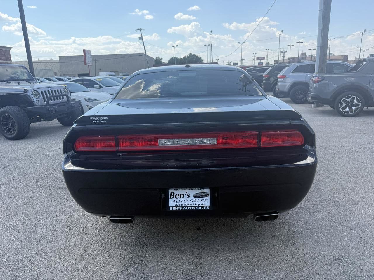 Used 2011 Dodge Challenger R/T RWD image 7