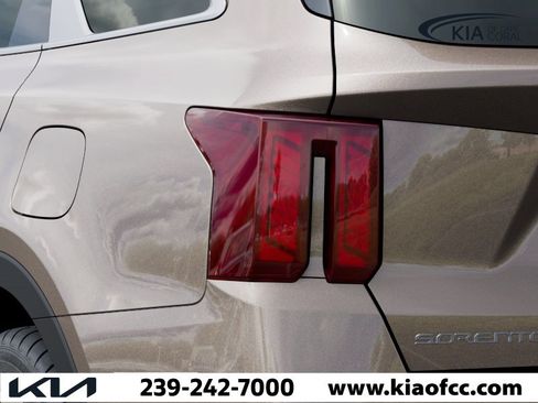 New 2026 Kia Sorento EX FWD image 11