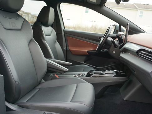Used 2022 Volkswagen ID.4 Pro S RWD image 16