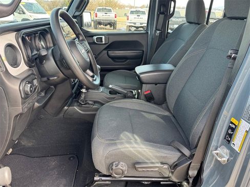 Used 2024 Jeep Wrangler Sport image 9