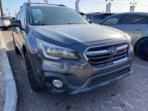 Used 2018 Subaru Outback 2.5i Limited image 1