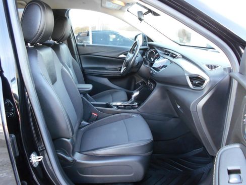 Used 2022 Buick Encore GX Select w/ Sport Touring Package image 21