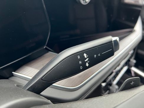 Used 2025 Chevrolet Tahoe LT image 28