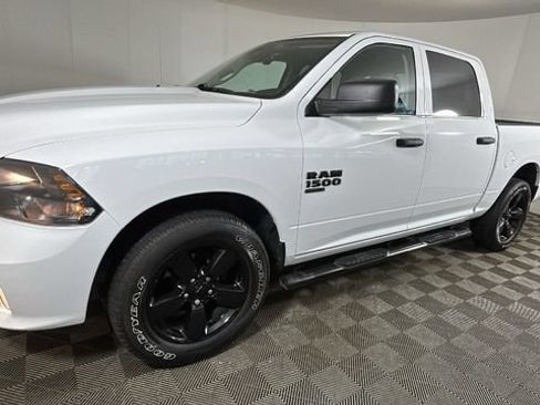 Used 2023 RAM 1500 Express w/ Wheel & Sound Group AWD/4WD image 6